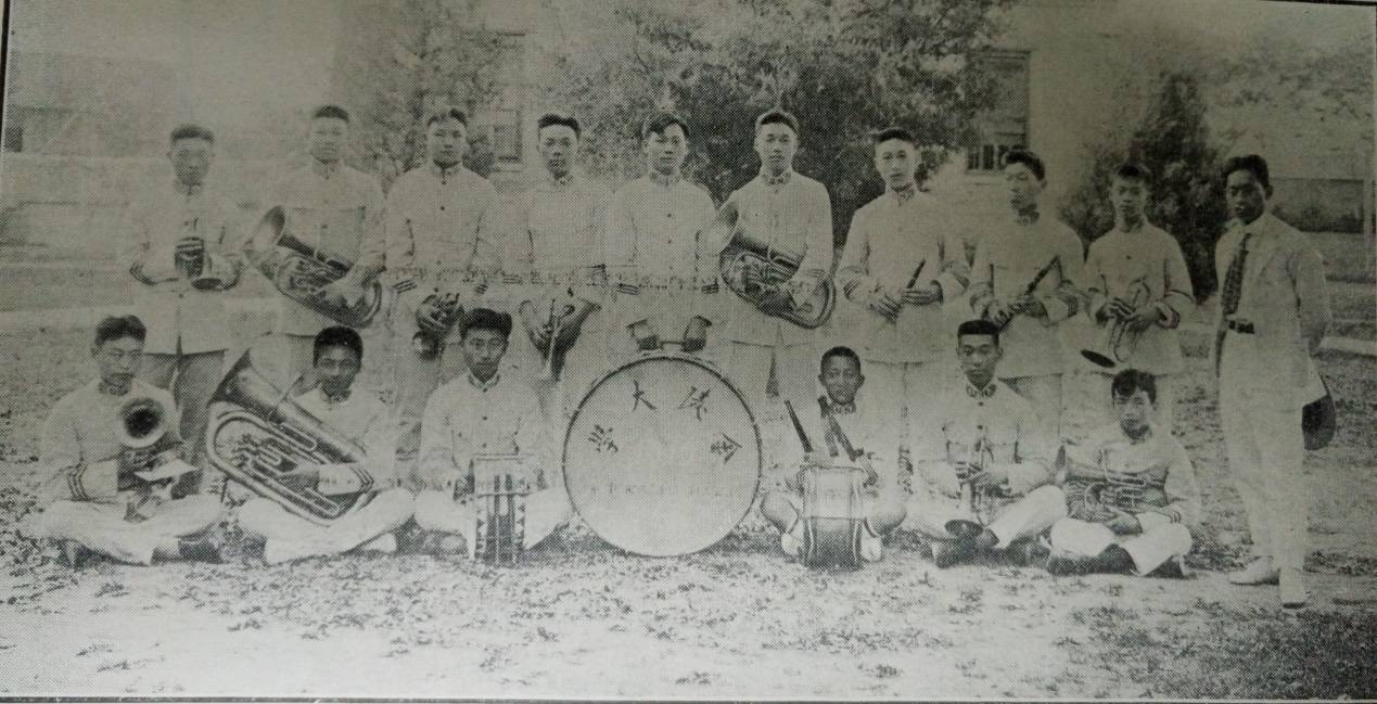 1934|北大楼枫藤未生，犹记毕业季