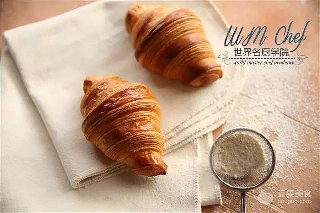 法国羊角面包制作方法,法式羊角面包的做法窍门