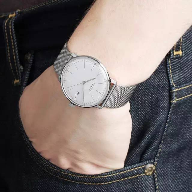 适合年轻人戴的表平价,什么牌子的假表最值得买