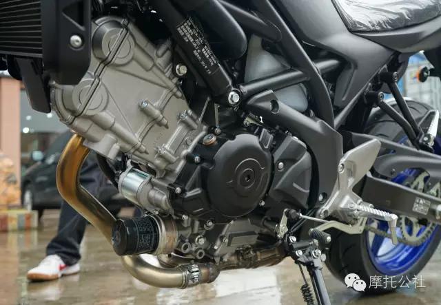 铃木gw250双缸水冷最新款街车,gw250神车到底怎么样