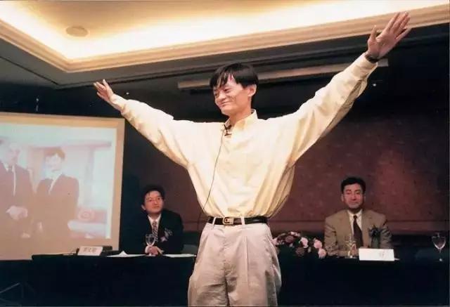 《DreamMaker》：马云和他永远的少年阿里，看哭所有