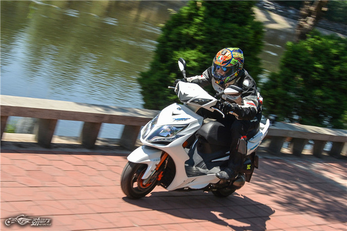 光阳racingking180评测,光阳racingx150abs测试