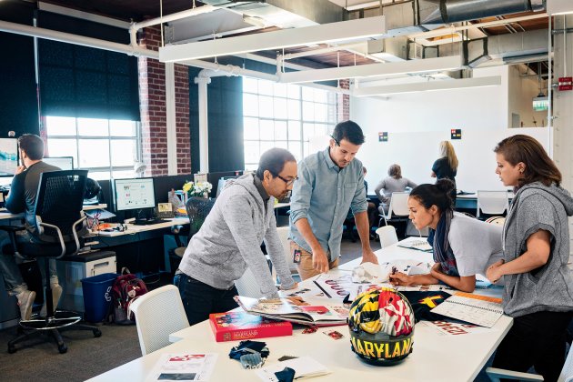 从运动服到科技公司,安德玛是如何实现这场大转进?