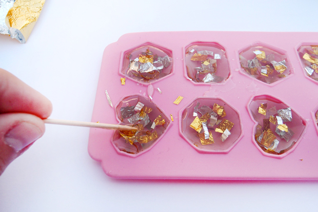 水晶琉璃手工饰品,水晶滴胶手工作品