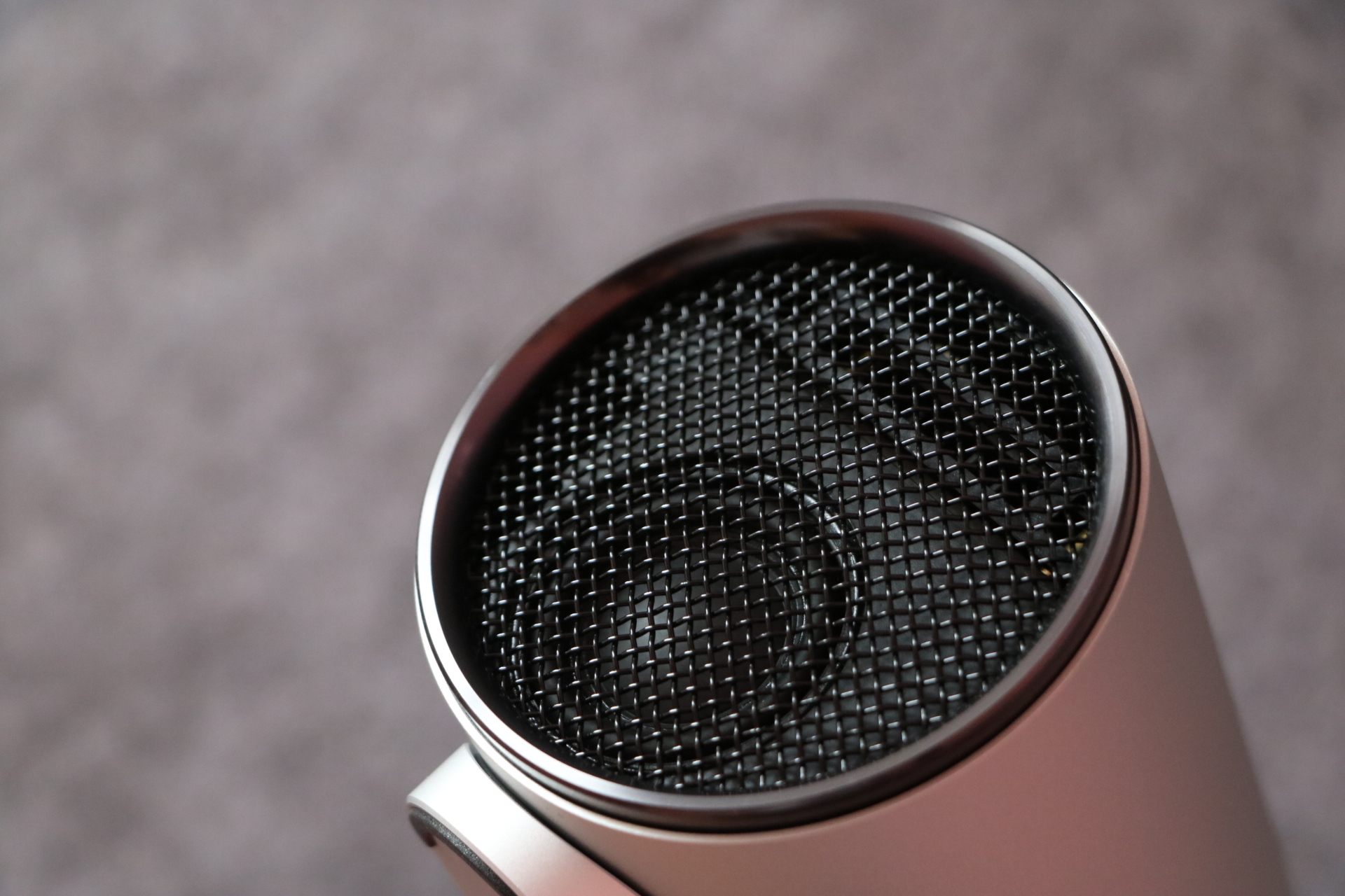 坚果p2手机有小爱吗,坚果p2售价