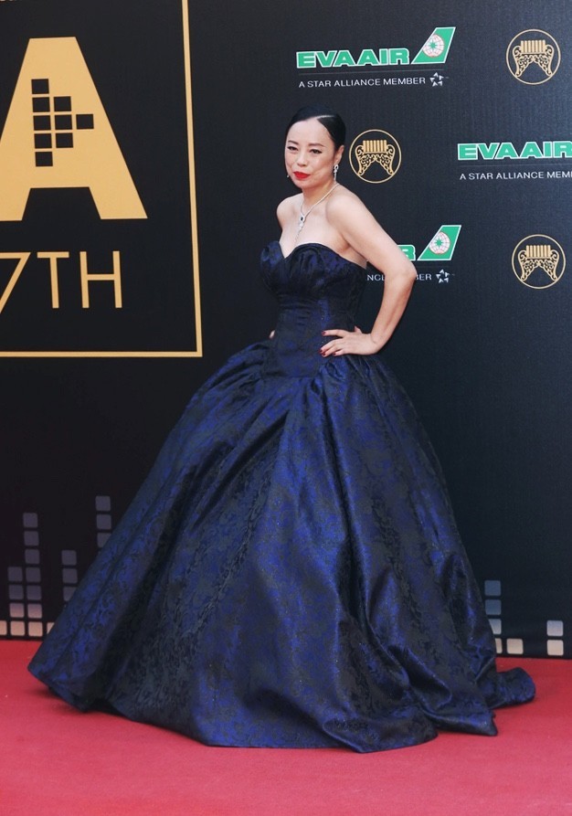 群魔乱舞飚高音,群魔乱舞丧心病狂欺软怕硬