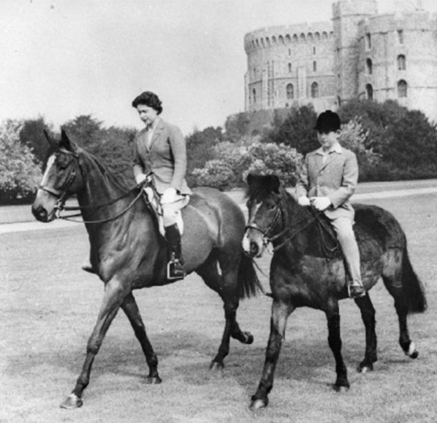 70张相片英国女王伊丽莎白,96张照片回顾英国女王的一生