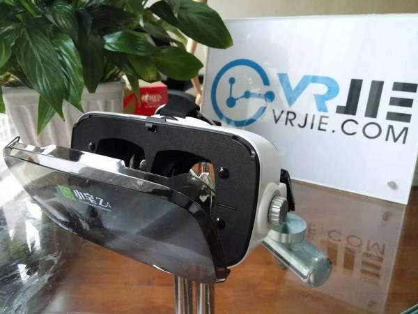 vr上下和左右哪个好,小宅z4和xbox哪个值得入手