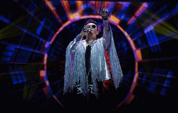 属于那晚的精彩，怎么能缺少高颜值美女和大长腿呢？