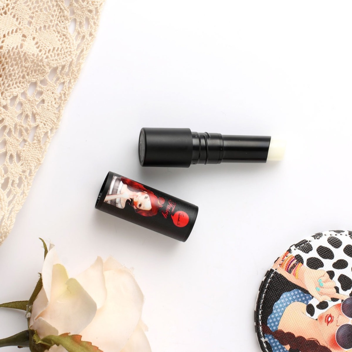 拜托，我虽关心女神包里有啥，但我的够实用就好了