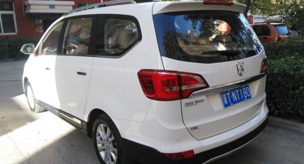 2017款宝骏7301.8l试驾视频,宝骏730用5w30好还是用5w40好