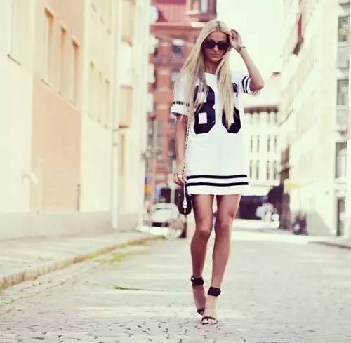 今晚半决赛！快来做一个时髦的伪球迷？