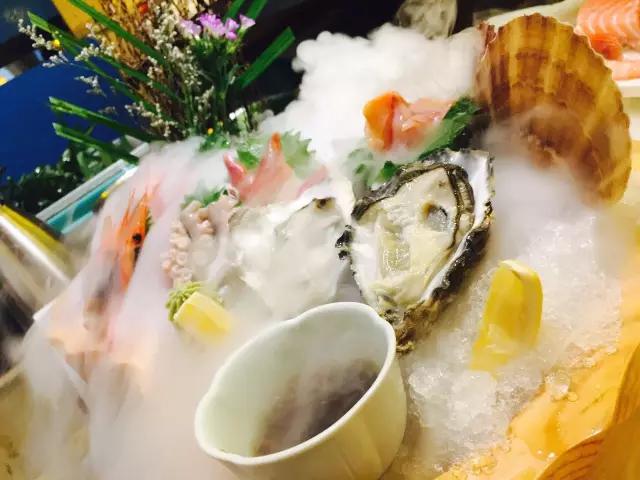 老板跑日本8年，只为带回太原最正的日料！花钱日下不如花钱月下