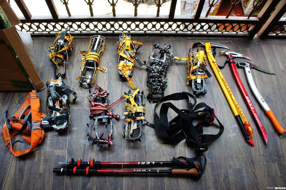 如何选购登山运动品牌,如何选择登山服装