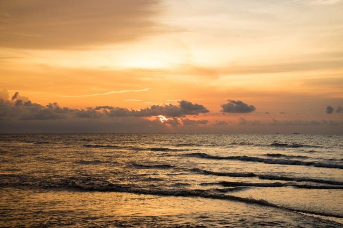 电子行业怎么样,电子行业的发展分析