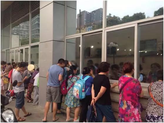 亲子游泳地点推荐成都,成都暑假适合带孩子游泳的地方