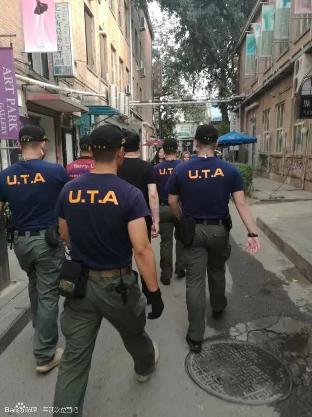 张召忠真的要当局座啦！这回真被玩坏，新节目发布会表情包诞生！