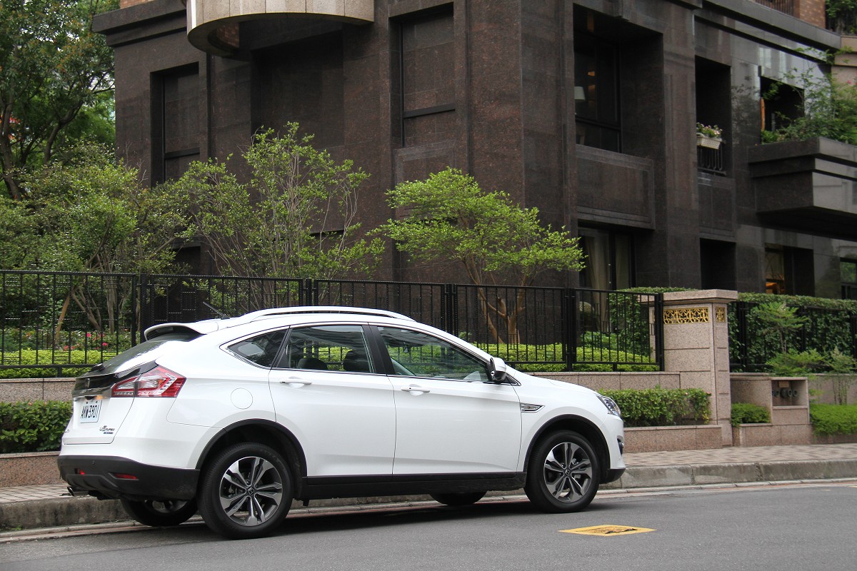 2014年纳智捷u6至尊版高速试驾,纳智捷u6引擎