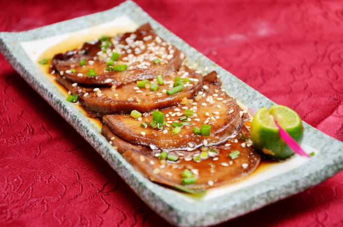 漫步工体，鳗步吃鱼。