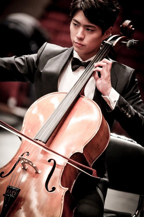 韩娱：宋仲基朴宝剑李钟硕金宇彬宋慧乔韩流巨星有这些逆天才艺