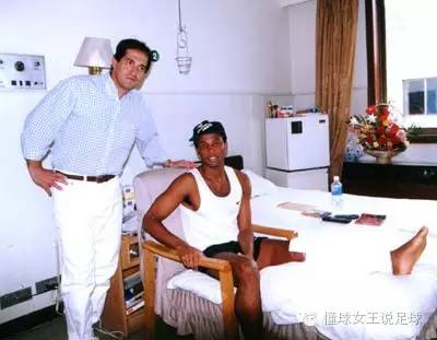 登巴巴凌空斩曼联,登巴巴打杰拉德