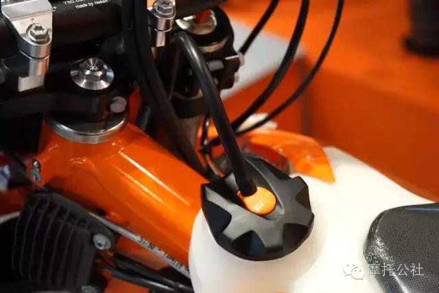 ktm450exc越野版,ktm450sx-f与450exc区别