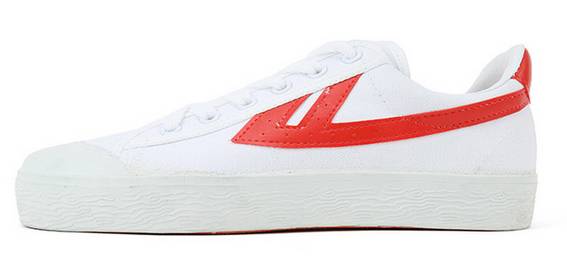 回力红白鞋是什么款,国产品牌回力鞋怎么样