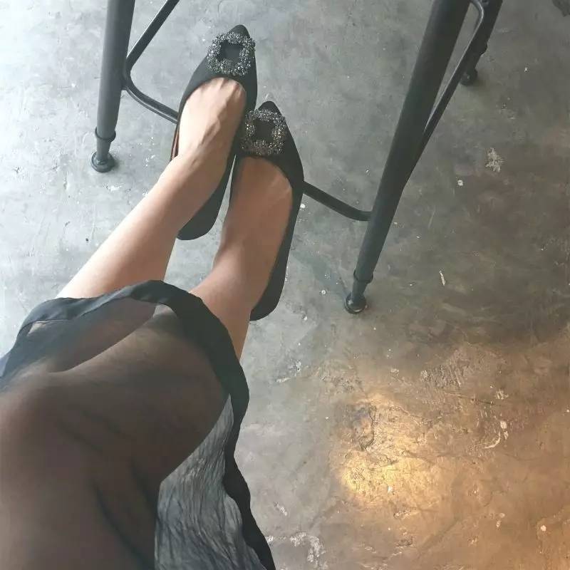 夏天快到了推荐穿什么鞋女,夏天出去玩穿什么鞋子舒服好看