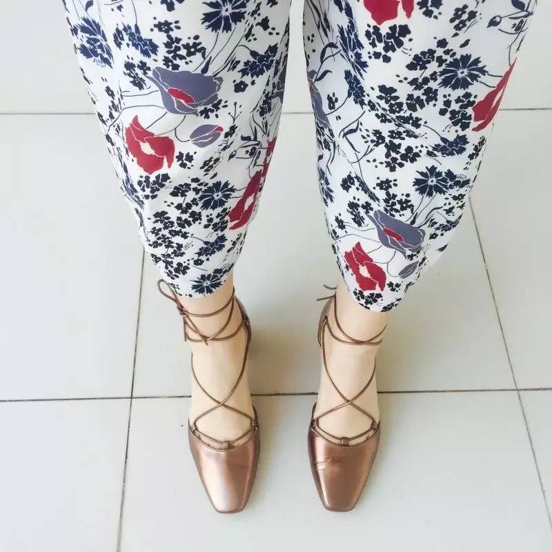 夏天快到了推荐穿什么鞋女,夏天出去玩穿什么鞋子舒服好看