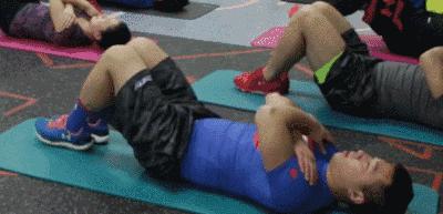 10天练就马甲线翘臀,翘臀和马甲线训练计划女生