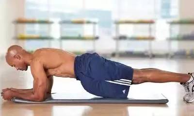 10天练就马甲线翘臀,翘臀和马甲线训练计划女生