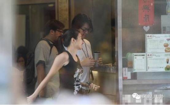 郑伊健甩邵美琪牵手梁咏琪,郑伊健和邵美琪梁咏琪