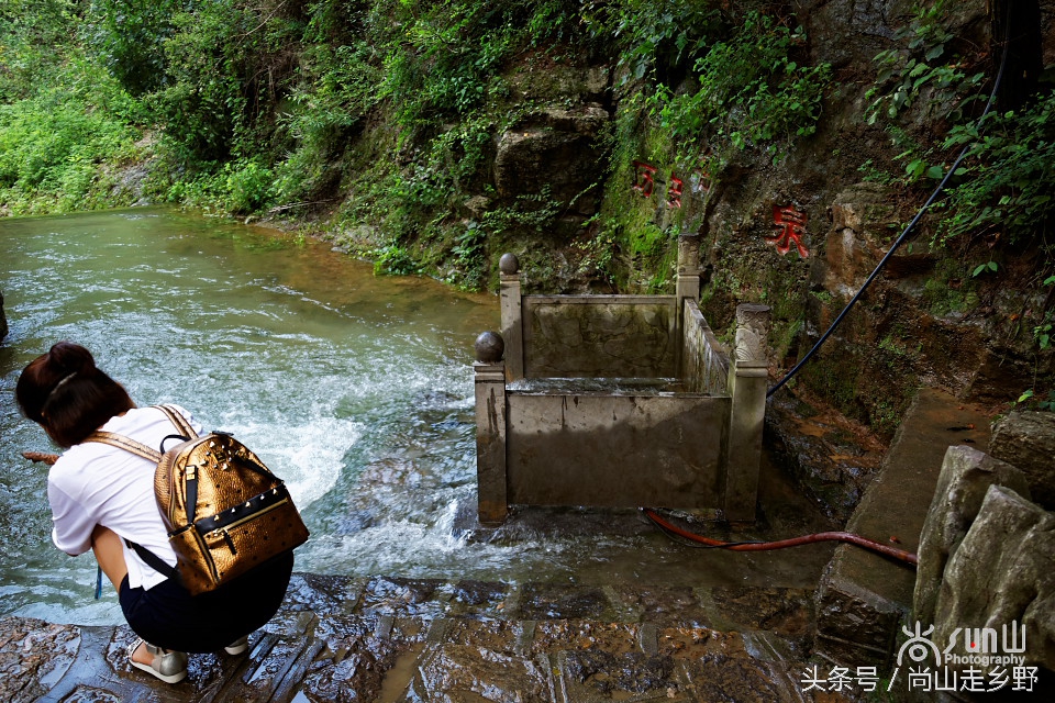 济南一处会打呼噜的泉,现鼾声正响,欢畅入耳,让人赞叹!
