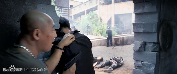 战争电影中的经典枪械,电影战狼中的一些枪械