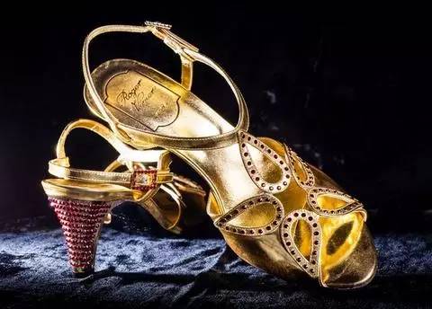 rogervivier方扣单鞋,rogervivier方扣鞋各款式