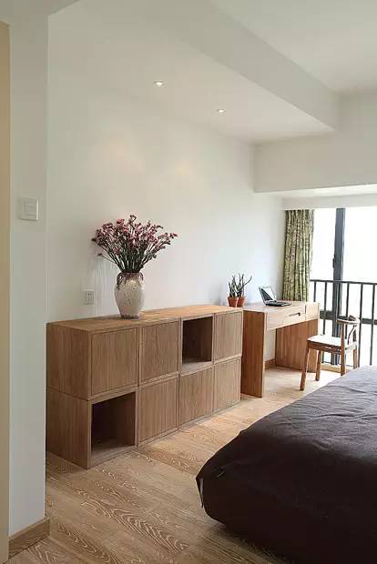 小户型轻奢风套内67平方三房两卫,繁华都市中的一处静谧