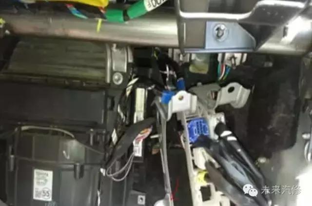 新款凯美瑞大事故维修,经典凯美瑞钥匙丢失怎么开门