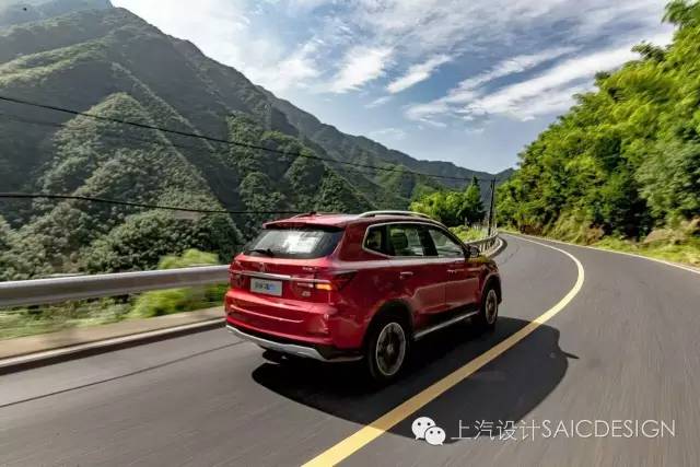 荣威2016rx5互联网自动版,荣威全新rx5模型