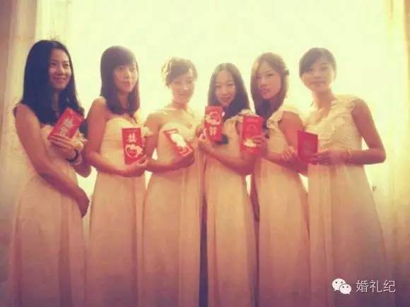 大早陪妆提嫁妆接送新娘最后伴娘红包竟然只有20块？！