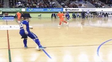 卡卡小罗c罗梅西巅峰谁更强,c罗耍小聪明