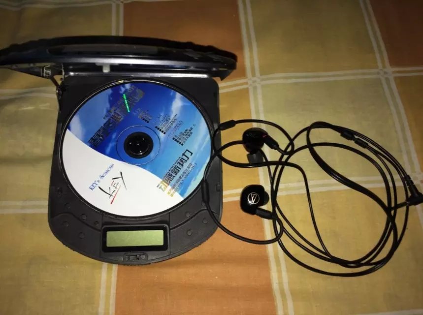 铁三角im04是什么接口,铁三角im04动铁耳机优缺点