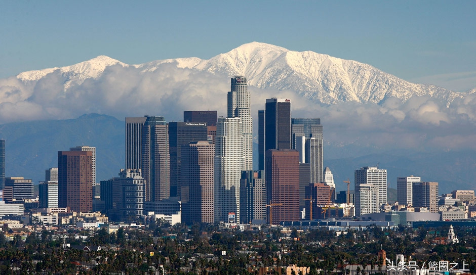 16座晃眼的冠军金杯!尽管落魄,他们才是洛城的主人!
