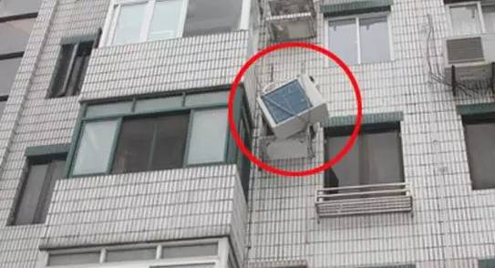 奇迹生还后续报道,工人坠楼奇迹生还未受重伤