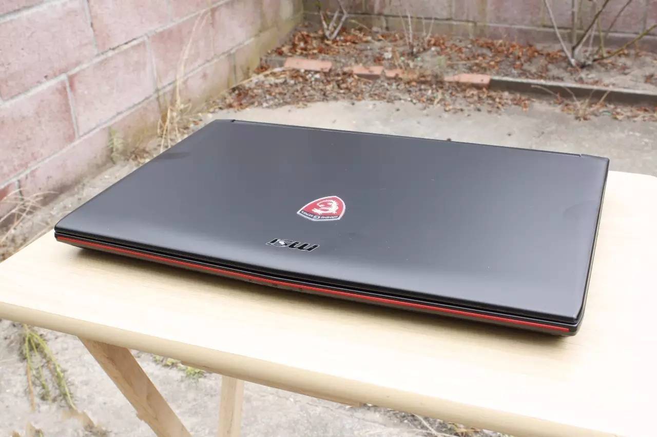 微星和rog游戏本哪个好,聊一款高性价比轻薄游戏本