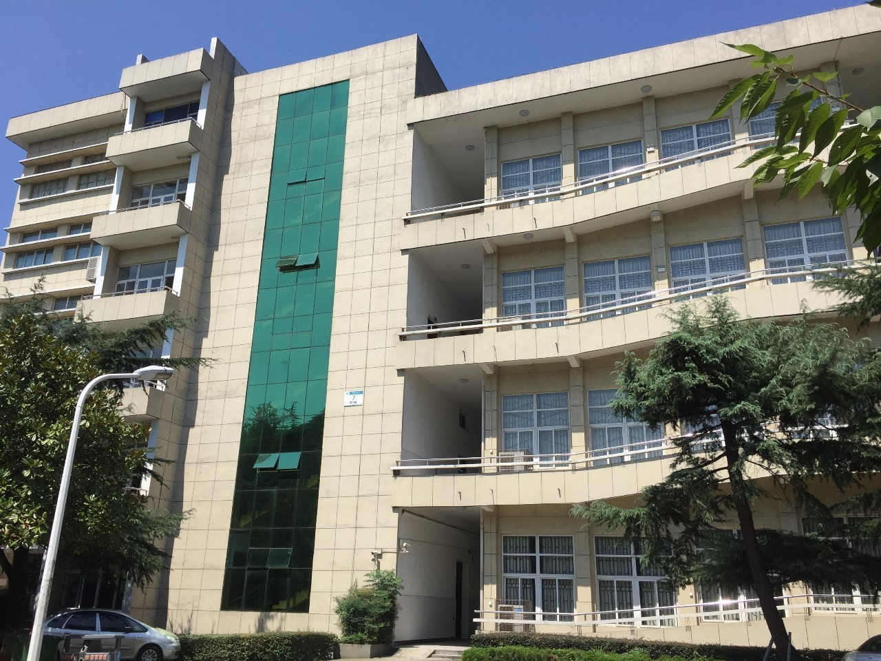 迷迷糊糊记不清？小诗带你认识教学楼！