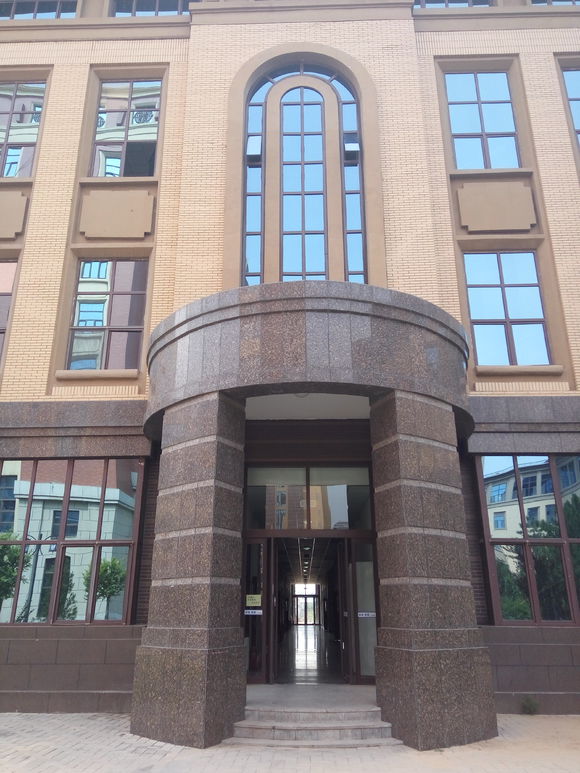 太原理工大学学姐迎新,新生怎么去太原理工大学