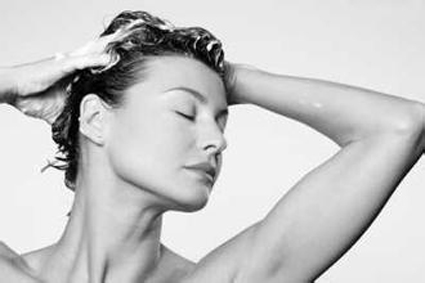 哺乳期掉发吃什么食物好,哺乳期掉发严重还长红疹子