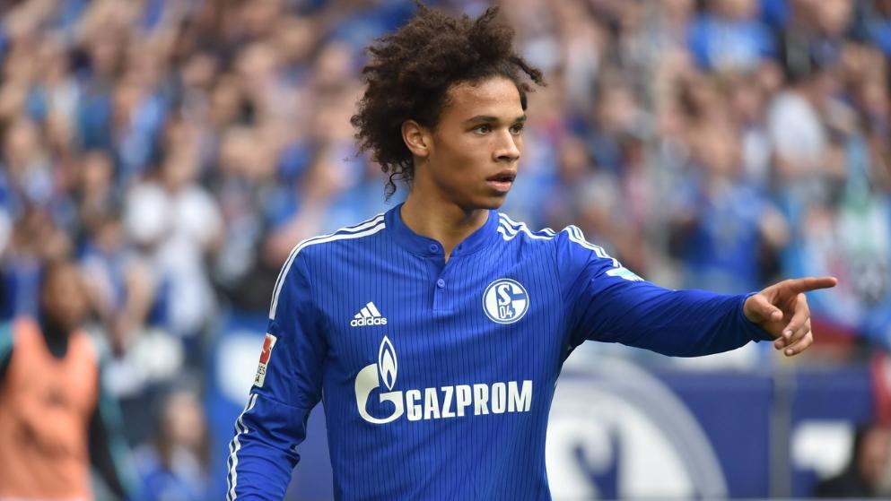 萨内打破球荒,萨内20岁签约巴萨