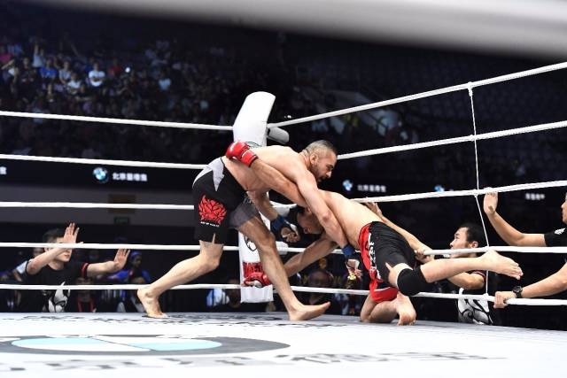 18赛季最新英雄强度排行榜,英雄联盟18八强