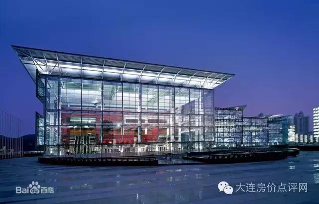 大连星海曾经的大船,大连星海广场标志性建筑是什么